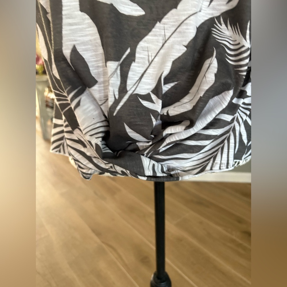 Women's Tropical Print Top - brown size XL from Tryst - Picture 3 of 8